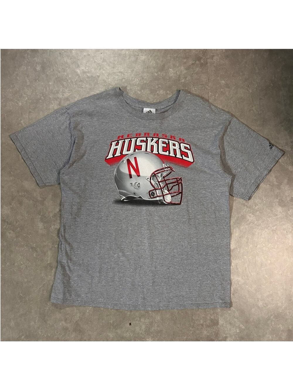 2000's Vintage Nebraska Cornhuskers Football Adidas Grey T-Shirt -L